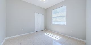 4801 Augusta Ave Gallery 36