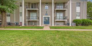 Crossings at Midtown Gallery 37