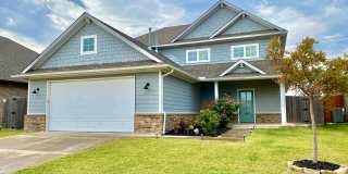 3 Bed, 2.5 Bath in Gated Community with Private Pond Gallery 1