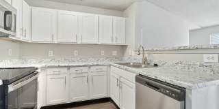 Varia at Oakcrest Gallery 9