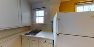 1635 Gough Street Gallery 4