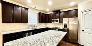 1040 Jardin Court Gallery 6