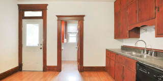 Large 5 Bedroom North Campus Townhouse - 1st house from High Street Gallery 5