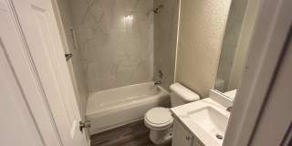 5106 Glennwood Gallery 8