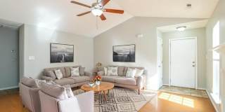 2428 Fairstone Avenue Gallery 4