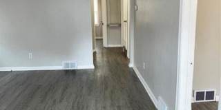 15494 Mapleridge Street Gallery 3