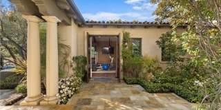 16 Shore Walk Gallery 6