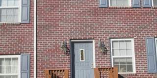 3 Bedroom 2 Bath Townhouse Gallery 1