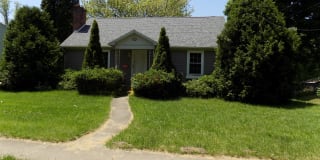 805 N. Monroe Street Gallery 1