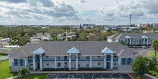 Adorable ground floor condo in gated Portside Villas. Gallery 1