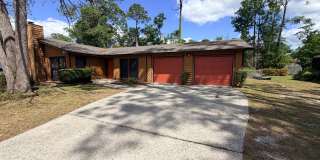 3BD/2B in Foxborough Subdivision. Gallery 1