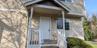 Centrally Located 3 Bedroom Triplex Unit Avail. for Rent - W/S/G paid with rent Gallery 1