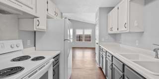 Great Location - 3/2 close to Downtown Bentonville! Gallery 14