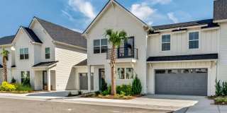 Modern Comfort in the Heart of Johns Island Gallery 4