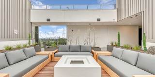The Rinrose Gallery 28