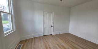 Fully updated 1 bedroom 1 bath Apartment in Troy Hill! Gallery 11