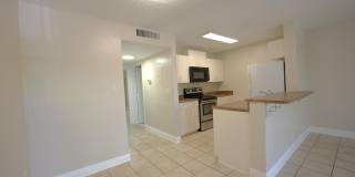 1523 Meadows Circle W Gallery 27