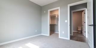 Stadium Lofts Gallery 23