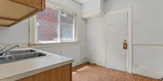 3786 Carter Street - 2 Gallery 7