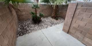 3 bedrom 2.5 bath Gated Community Townhome with community  Pool, Spa & Private Garage Gallery 39