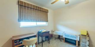 Spacious 3 Bedroom Home with Oversized Family Room & Covered Outdoor Living! Gallery 22