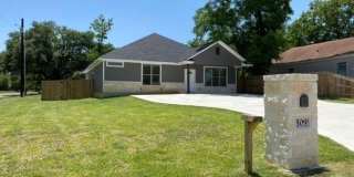 509 E Pruitt Gallery 3