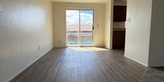 Newly remolded 3b/1b duplex Gallery 1