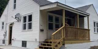 907 Avenue G Gallery 1