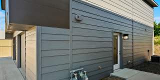 11904 East 2nd Lane Gallery 3