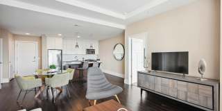 Bell at the Pike Gallery 18