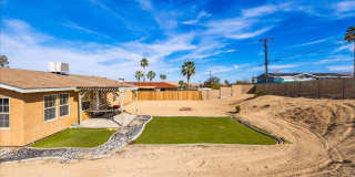 29 Palms home in great neighborhood! Gallery 32