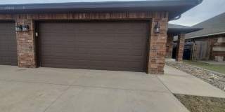 (3) Bed/(2) Bath in SW Moore Avail Early June! Gallery 1