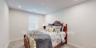 145 Lanyard Drive Gallery 86