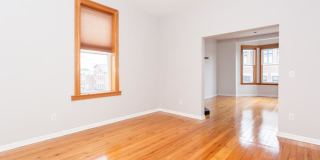 2204 Clybourn Gallery 8