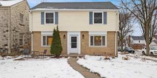 5873 N Santa Monica Blvd Gallery 1