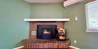 Beautiful & Bright 2-Bedroom + Office Corner Condo in North Boulder Gallery 7