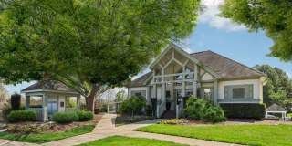 One Norman Square Gallery 23