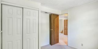 1803 E BEECH Road Gallery 27