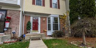 Seven Oaks Townhouse Gallery 1