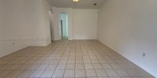 1944 SE 24th Ter Gallery 4