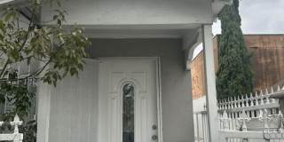 1116 N Ardmore Ave Gallery 2