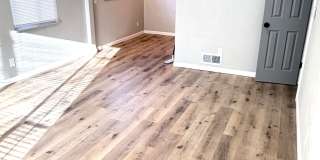 3640 Douglas Road, Apt 2 3640 Douglas Road, Apt 2 Gallery 2