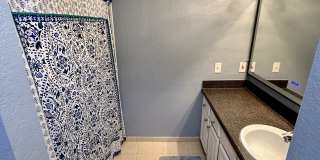 13703 Richmond Park Dr N Gallery 8