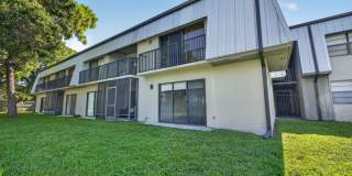 Pierce Beach Premier Apartments at Woodland Condominium Gallery 62