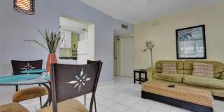 341 N Birch Road Gallery 27