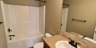Three Bedroom in SW Bend Aspen Rim Neighborhood Gallery 10