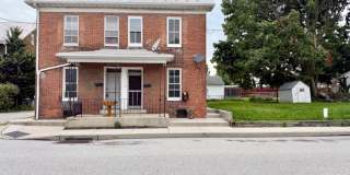 Updated 2–3 Bedroom Townhouse in Hanover Gallery 1