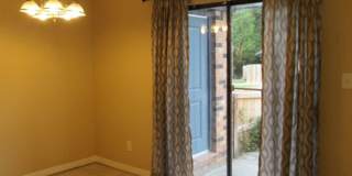 Convenient to Navy Federal & Pine Forest/Nine Mile Road area! Gallery 7