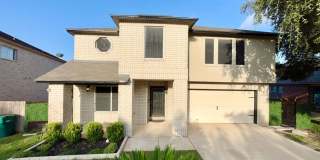 4 - Bedroom 2.5 - Bath 2 Storey Home, The Epitome of Modern Living Combined with Timeless Charm! Gallery 1