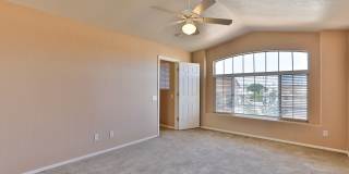 4 Bedroom/Den Gallery 27